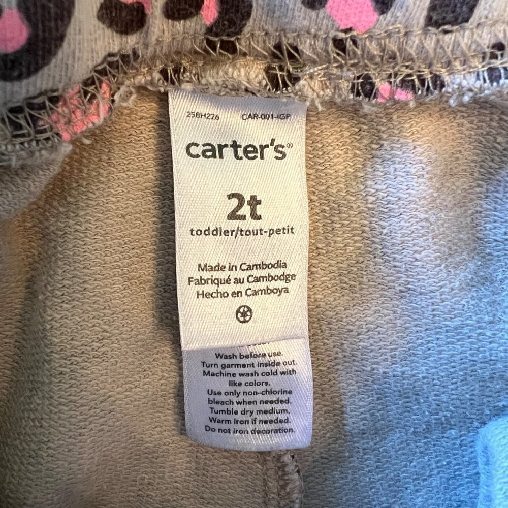 Carter’s Leopard Print Shorts - Picture 2 of 4